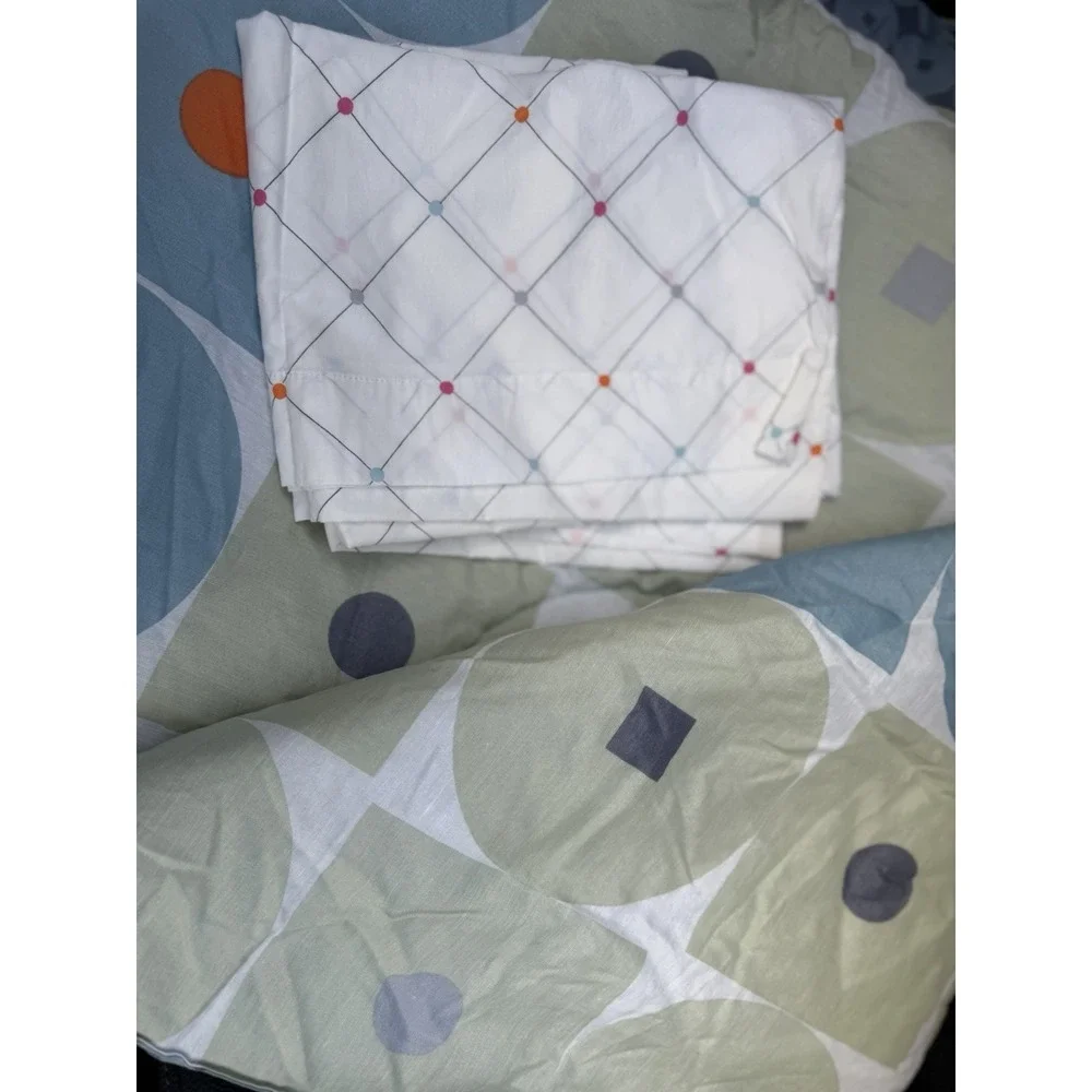 The Big One Brice Queen Comforter Shams Pillowcases Bed Skirt 6 Pc Set